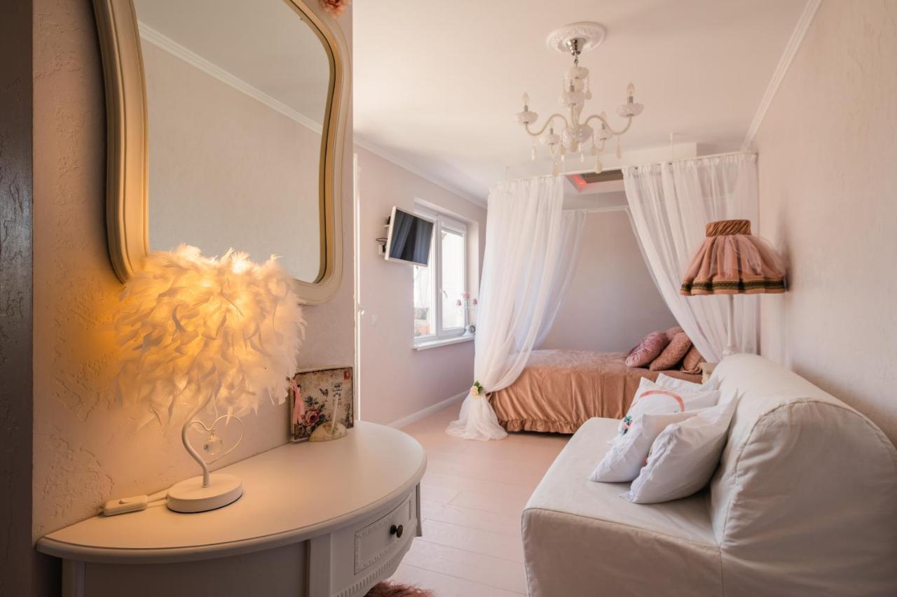 Vintage Lounge Studio With Sea View In Liepāja Exterior foto
