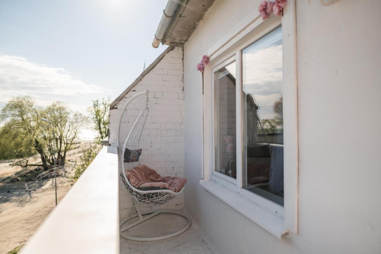 Vintage Lounge Studio With Sea View In Liepāja Exterior foto